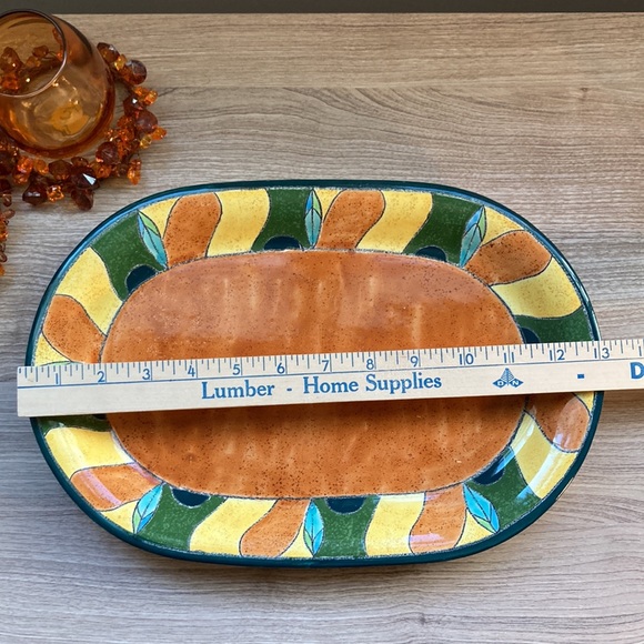 Artesa ceramic serving platter in fall’s color - Picture 6 of 16